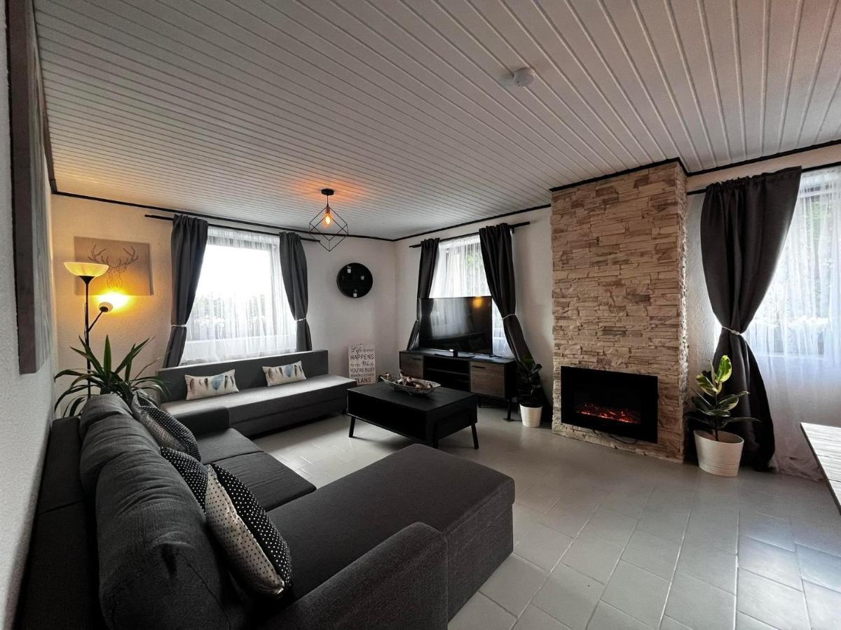 Le Clos Fleuri Fauvillers Exterior photo